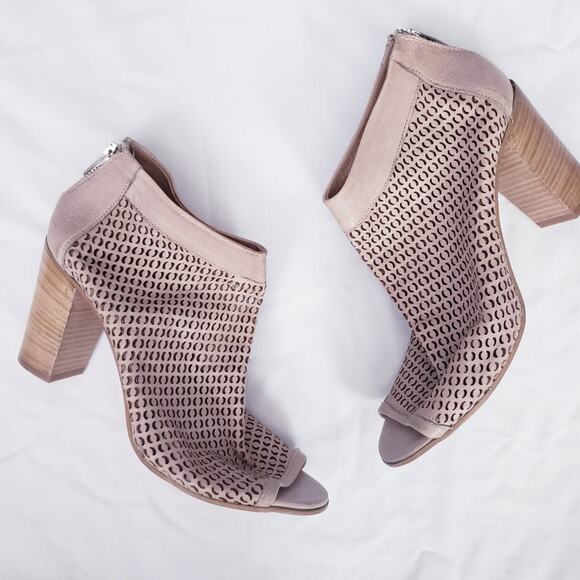 RON WHITE Shyla Perforated Laser-Cut Nappa Leather Peep Toe Ankle Booties Latte - Picture 2 of 10
